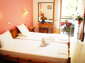 VALENA ROOMS NIDRI LEFKADA - Ενοικιαζόμενα Δωμάτια ΒΑΛΕΝΑ Νυδρί Λευκάδα