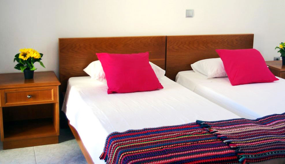 ΡΟΔΟΣ: Ξενοδοχεία, δωμάτια και καταλύματα διαμονής - Rhodes hotels rooms apartm.