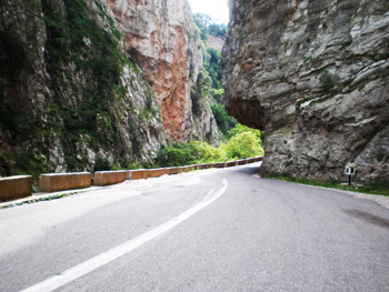 ΔΡΟΜΟΣ ΠΡΟΣ ΤΗΝ ΠΑΝΑΓΙΑ ΠΡΟΥΣΙΩΤΙΣΣΑ ΚΑΡΠΕΝΗΣΙ